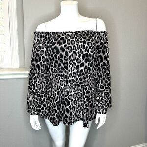 Dear Scarlett Leopard Off Shoulder Bell Sleeve Peasant Top Lightweight Stretch L
